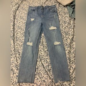 Risen distressed jeans